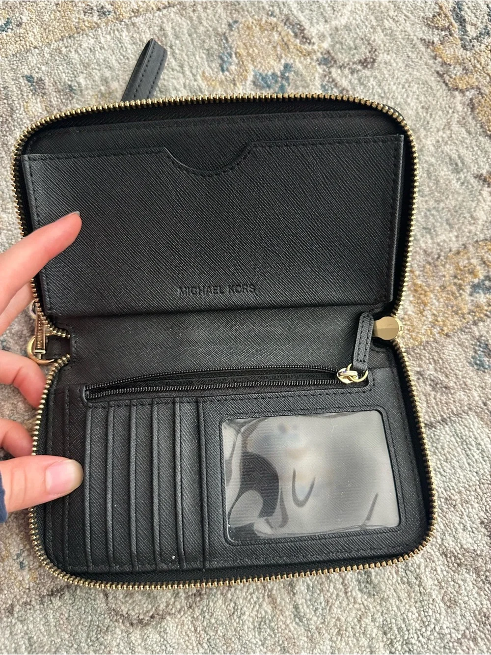 Michael Kors Black Saffiano Zip-Around Wristlet Card Holder